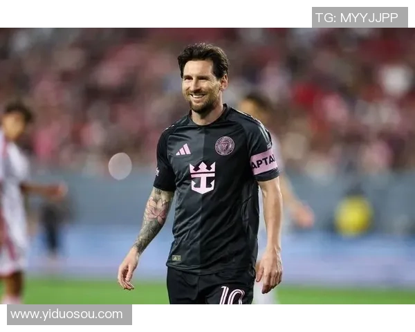 全球顶级前锋球星齐聚赛场 谁能成为足坛新王者 全球顶级前锋球星齐聚赛场 谁能成为足坛新王者