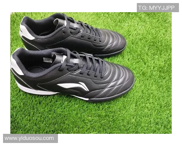 球星专属战靴盘点:那些助力顶级球员征战绿茵场的经典足球鞋 球星专属战靴盘点:那些助力顶级球员征战绿茵场的经典足球鞋